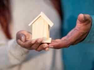 Living Together During a Divorce: Don’t Do It